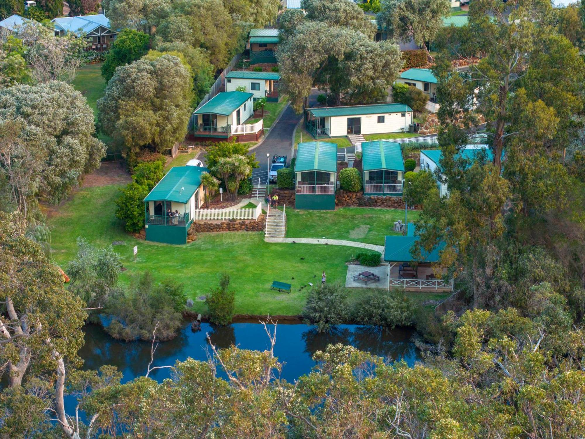 מרגרט ריבר Riverview Tourist Park מראה חיצוני תמונה
